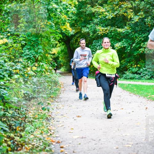 12.10.2025 - Bramfelder Halbmarathon 2025 Dr. Thomas Lammeyer http://msf.ph/oto/9358778 12.10.2025 11:05:33 Laufen 2789, 2831 meine-sportfotos.de