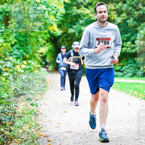 12.10.2025 - Bramfelder Halbmarathon 2025 Dr. Thomas Lammeyer http://msf.ph/oto/9358795 12.10.2025 11:05:37 Laufen 2822, 2789 meine-sportfotos.de