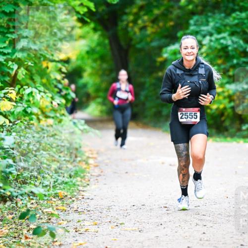 12.10.2025 - Bramfelder Halbmarathon 2025 Dr. Thomas Lammeyer http://msf.ph/oto/9358854 12.10.2025 11:05:50 Laufen 2555 meine-sportfotos.de