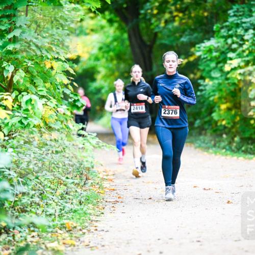 12.10.2025 - Bramfelder Halbmarathon 2025 Dr. Thomas Lammeyer http://msf.ph/oto/9358936 12.10.2025 11:06:06 Laufen 2418, 2376 meine-sportfotos.de