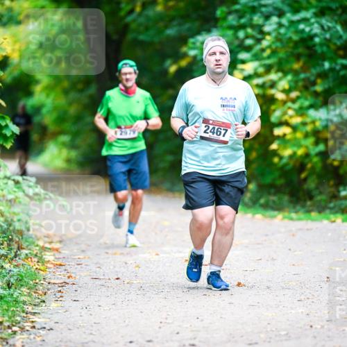 12.10.2025 - Bramfelder Halbmarathon 2025 Dr. Thomas Lammeyer http://msf.ph/oto/9359023 12.10.2025 11:06:25 Laufen 12979, 2467 meine-sportfotos.de