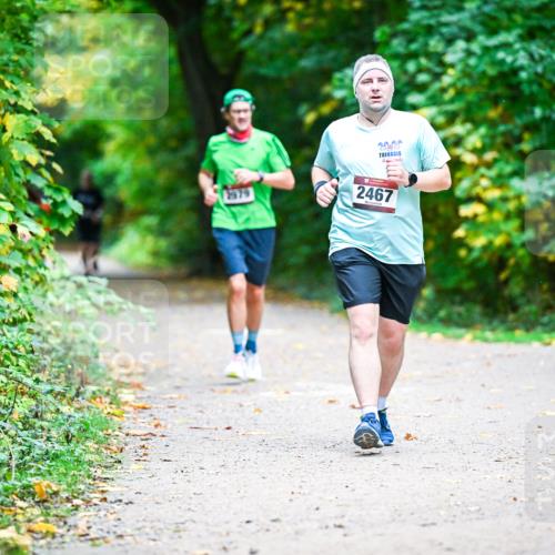 12.10.2025 - Bramfelder Halbmarathon 2025 Dr. Thomas Lammeyer http://msf.ph/oto/9359024 12.10.2025 11:06:25 Laufen 3979, 2467 meine-sportfotos.de