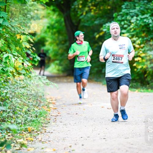 12.10.2025 - Bramfelder Halbmarathon 2025 Dr. Thomas Lammeyer http://msf.ph/oto/9359026 12.10.2025 11:06:26 Laufen 1979, 20, 20, 2467 meine-sportfotos.de