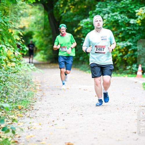 12.10.2025 - Bramfelder Halbmarathon 2025 Dr. Thomas Lammeyer http://msf.ph/oto/9359031 12.10.2025 11:06:26 Laufen 2979, 2467 meine-sportfotos.de