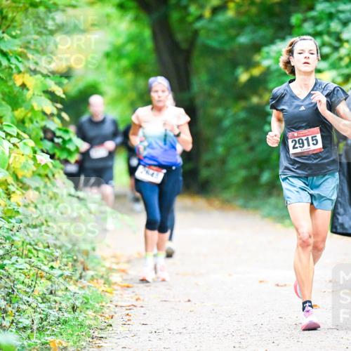 12.10.2025 - Bramfelder Halbmarathon 2025 Dr. Thomas Lammeyer http://msf.ph/oto/9359168 12.10.2025 11:07:11 Laufen 2915, 661, 2020 meine-sportfotos.de