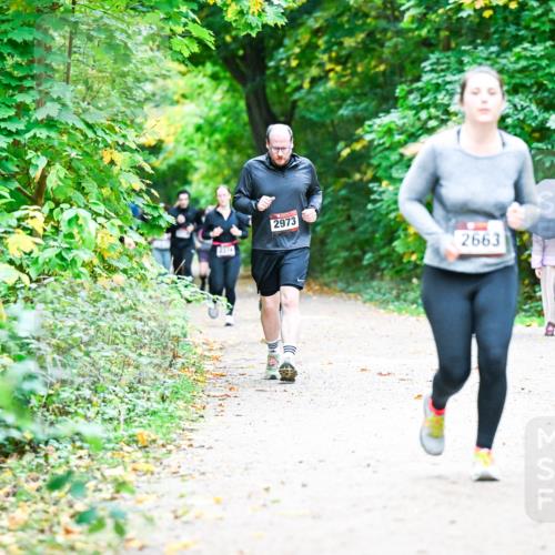 12.10.2025 - Bramfelder Halbmarathon 2025 Dr. Thomas Lammeyer http://msf.ph/oto/9359180 12.10.2025 11:07:18 Laufen 2314, 2973, 2663 meine-sportfotos.de