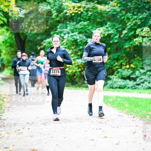 12.10.2025 - Bramfelder Halbmarathon 2025 Dr. Thomas Lammeyer http://msf.ph/oto/9359228 12.10.2025 11:07:27 Laufen 2374 meine-sportfotos.de