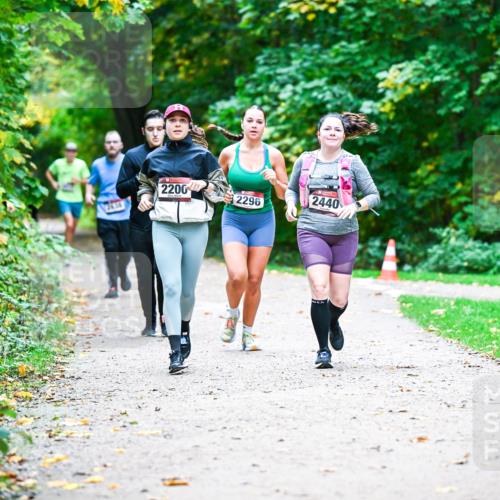 12.10.2025 - Bramfelder Halbmarathon 2025 Dr. Thomas Lammeyer http://msf.ph/oto/9359251 12.10.2025 11:07:32 Laufen 2200, 2296, 2440 meine-sportfotos.de