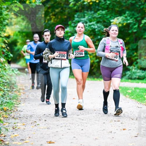 12.10.2025 - Bramfelder Halbmarathon 2025 Dr. Thomas Lammeyer http://msf.ph/oto/9359258 12.10.2025 11:07:33 Laufen 2, 2200, 2296, 0 meine-sportfotos.de