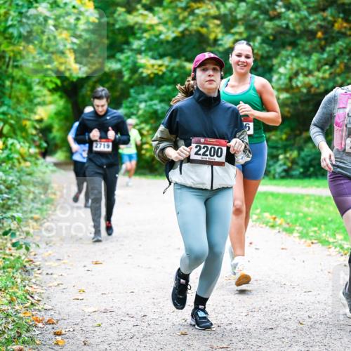 12.10.2025 - Bramfelder Halbmarathon 2025 Dr. Thomas Lammeyer http://msf.ph/oto/9359280 12.10.2025 11:07:36 Laufen 2719, 2200, 2440 meine-sportfotos.de