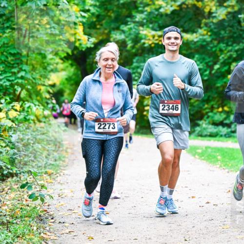 12.10.2025 - Bramfelder Halbmarathon 2025 Dr. Thomas Lammeyer http://msf.ph/oto/9359574 12.10.2025 11:08:41 Laufen 2273, 2346, 2345 meine-sportfotos.de
