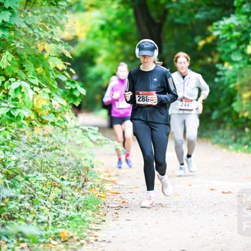 12.10.2025 - Bramfelder Halbmarathon 2025 Dr. Thomas Lammeyer http://msf.ph/oto/9359594 12.10.2025 11:08:46 Laufen 288, 2487 meine-sportfotos.de