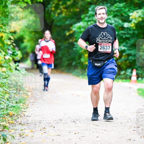 12.10.2025 - Bramfelder Halbmarathon 2025 Dr. Thomas Lammeyer http://msf.ph/oto/9359704 12.10.2025 11:09:13 Laufen 2637 meine-sportfotos.de