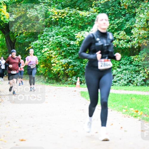 12.10.2025 - Bramfelder Halbmarathon 2025 Dr. Thomas Lammeyer http://msf.ph/oto/9359822 12.10.2025 11:09:38 Laufen  meine-sportfotos.de