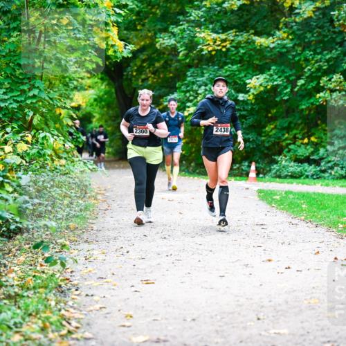 12.10.2025 - Bramfelder Halbmarathon 2025 Dr. Thomas Lammeyer http://msf.ph/oto/9359986 12.10.2025 11:10:11 Laufen 2300, 2832, 2438 meine-sportfotos.de