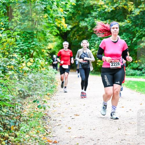 12.10.2025 - Bramfelder Halbmarathon 2025 Dr. Thomas Lammeyer http://msf.ph/oto/9360214 12.10.2025 11:11:13 Laufen 2228 meine-sportfotos.de
