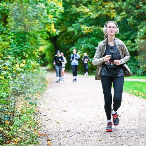12.10.2025 - Bramfelder Halbmarathon 2025 Dr. Thomas Lammeyer http://msf.ph/oto/9360237 12.10.2025 11:11:16 Laufen 2987 meine-sportfotos.de