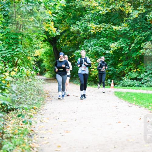 12.10.2025 - Bramfelder Halbmarathon 2025 Dr. Thomas Lammeyer http://msf.ph/oto/9360242 12.10.2025 11:11:18 Laufen 81, 2226, 2736 meine-sportfotos.de