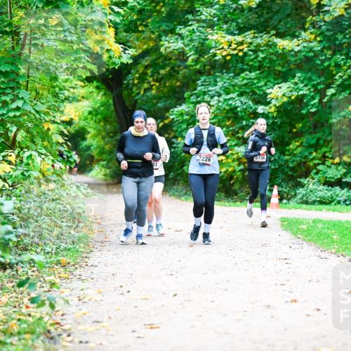 12.10.2025 - Bramfelder Halbmarathon 2025 Dr. Thomas Lammeyer http://msf.ph/oto/9360247 12.10.2025 11:11:19 Laufen  meine-sportfotos.de