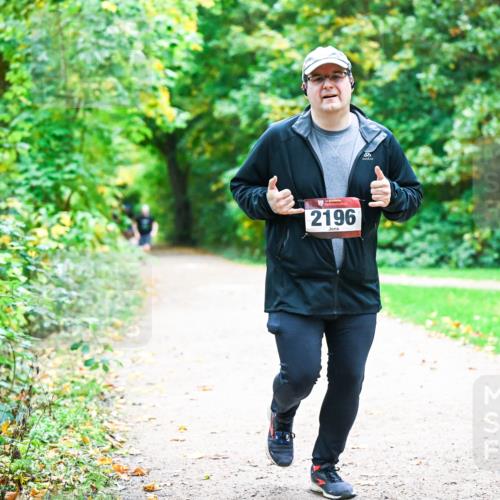 12.10.2025 - Bramfelder Halbmarathon 2025 Dr. Thomas Lammeyer http://msf.ph/oto/9360302 12.10.2025 11:11:27 Laufen 2196 meine-sportfotos.de