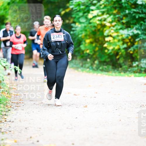 12.10.2025 - Bramfelder Halbmarathon 2025 Dr. Thomas Lammeyer http://msf.ph/oto/9360471 12.10.2025 11:12:34 Laufen 2347 meine-sportfotos.de
