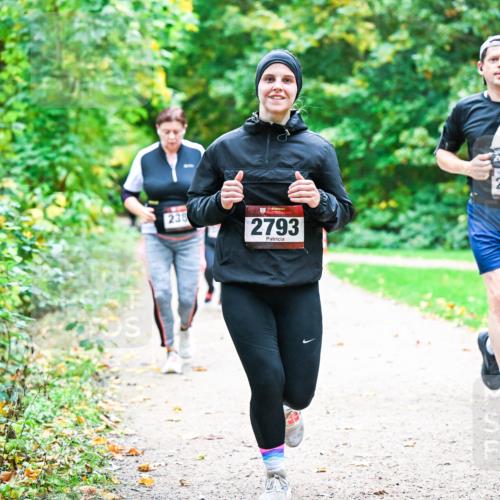 12.10.2025 - Bramfelder Halbmarathon 2025 Dr. Thomas Lammeyer http://msf.ph/oto/9360537 12.10.2025 11:12:47 Laufen 238, 2793, 2014, 2704 meine-sportfotos.de