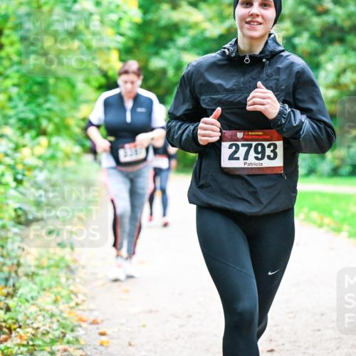 12.10.2025 - Bramfelder Halbmarathon 2025 Dr. Thomas Lammeyer http://msf.ph/oto/9360541 12.10.2025 11:12:47 Laufen 2793, 27 meine-sportfotos.de
