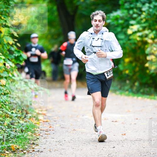 12.10.2025 - Bramfelder Halbmarathon 2025 Dr. Thomas Lammeyer http://msf.ph/oto/9360700 12.10.2025 11:13:31 Laufen 273 meine-sportfotos.de