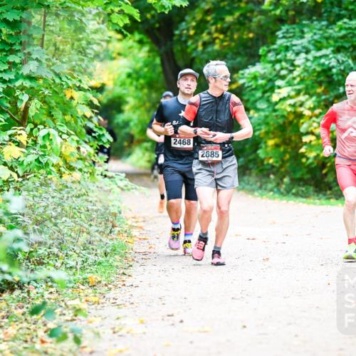 12.10.2025 - Bramfelder Halbmarathon 2025 Dr. Thomas Lammeyer http://msf.ph/oto/9360719 12.10.2025 11:13:36 Laufen 2468, 2685 meine-sportfotos.de