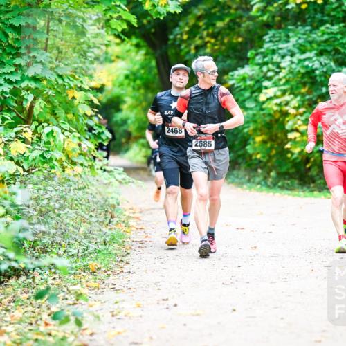 12.10.2025 - Bramfelder Halbmarathon 2025 Dr. Thomas Lammeyer http://msf.ph/oto/9360720 12.10.2025 11:13:37 Laufen 2468, 2685 meine-sportfotos.de