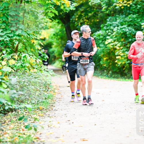 12.10.2025 - Bramfelder Halbmarathon 2025 Dr. Thomas Lammeyer http://msf.ph/oto/9360722 12.10.2025 11:13:37 Laufen 246, 2685 meine-sportfotos.de