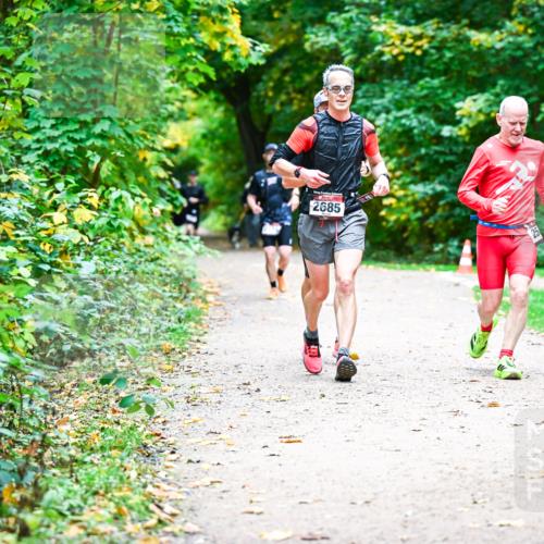 12.10.2025 - Bramfelder Halbmarathon 2025 Dr. Thomas Lammeyer http://msf.ph/oto/9360733 12.10.2025 11:13:38 Laufen 2685 meine-sportfotos.de
