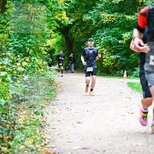 12.10.2025 - Bramfelder Halbmarathon 2025 Dr. Thomas Lammeyer http://msf.ph/oto/9360746 12.10.2025 11:13:41 Laufen 2556, 2685 meine-sportfotos.de