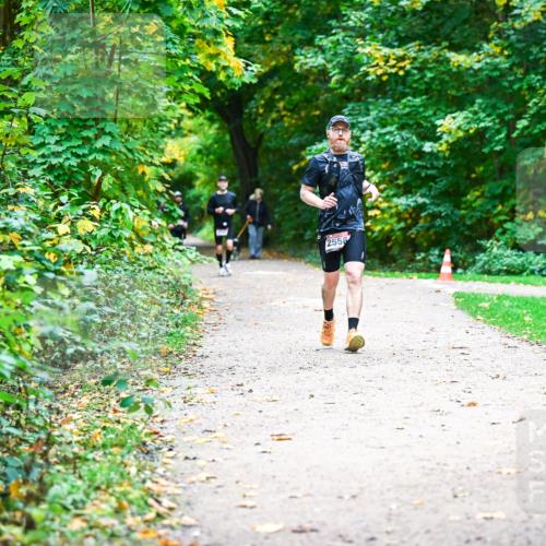 12.10.2025 - Bramfelder Halbmarathon 2025 Dr. Thomas Lammeyer http://msf.ph/oto/9360750 12.10.2025 11:13:41 Laufen 03 meine-sportfotos.de