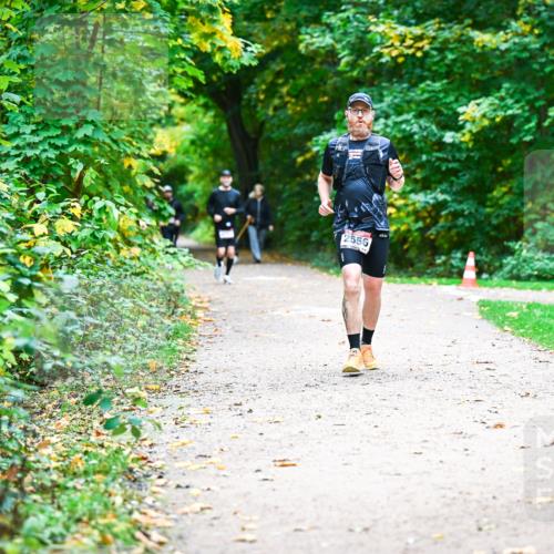 12.10.2025 - Bramfelder Halbmarathon 2025 Dr. Thomas Lammeyer http://msf.ph/oto/9360752 12.10.2025 11:13:42 Laufen 2556, 200 meine-sportfotos.de