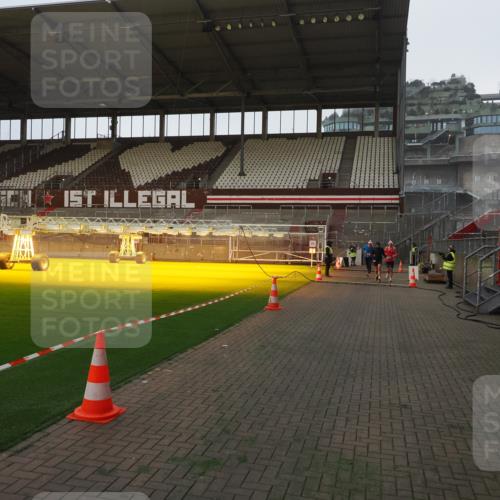 07.12.2025 - St. Pauli X-Mass-Run No. 15 Fabian Wolf http://msf.ph/oto/9360882 07.12.2025 09:52:55 Ziel 937, 1241, 1874 meine-sportfotos.de