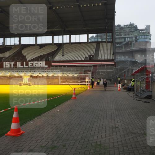 07.12.2025 - St. Pauli X-Mass-Run No. 15 Fabian Wolf http://msf.ph/oto/9361039 07.12.2025 09:56:27 Ziel 1483, 3255 meine-sportfotos.de