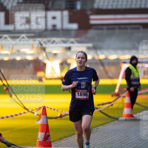 07.12.2025 - St. Pauli X-Mass-Run No. 15 Michael Strokosch http://msf.ph/oto/9361301 07.12.2025 10:50:48 Laufen 15, 1896 meine-sportfotos.de