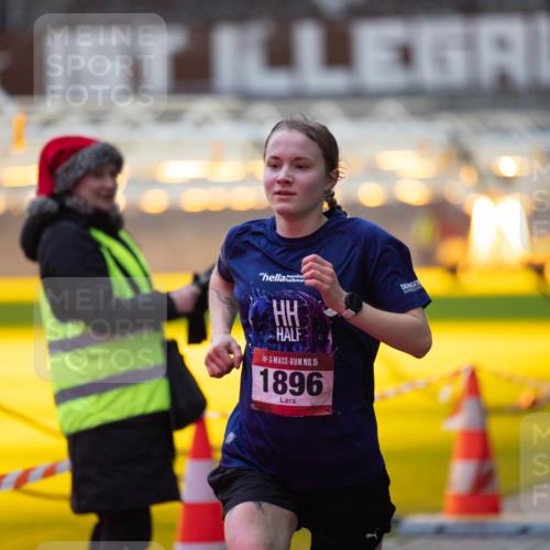 07.12.2025 - St. Pauli X-Mass-Run No. 15 Michael Strokosch http://msf.ph/oto/9361303 07.12.2025 10:50:50 Laufen 15, 1896 meine-sportfotos.de