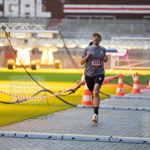 07.12.2025 - St. Pauli X-Mass-Run No. 15 Michael Strokosch http://msf.ph/oto/9361309 07.12.2025 10:51:32 Laufen 2224 meine-sportfotos.de
