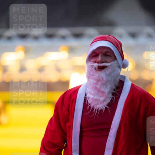 07.12.2025 - St. Pauli X-Mass-Run No. 15 Michael Strokosch http://msf.ph/oto/9361346 07.12.2025 10:52:53 Laufen  meine-sportfotos.de