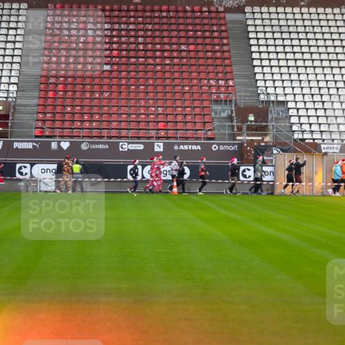 07.12.2025 - St. Pauli X-Mass-Run No. 15 Michael Strokosch http://msf.ph/oto/9361361 07.12.2025 10:53:13 Laufen 8, 7 meine-sportfotos.de