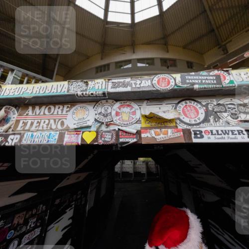 07.12.2025 - St. Pauli X-Mass-Run No. 15 Michael Strokosch http://msf.ph/oto/9361378 07.12.2025 11:06:02 Laufen 203, 1910, 18, 12, 20, 11 meine-sportfotos.de