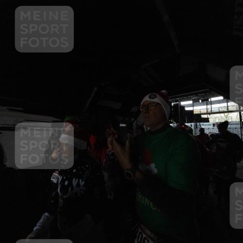 07.12.2025 - St. Pauli X-Mass-Run No. 15 Michael Strokosch http://msf.ph/oto/9361424 07.12.2025 11:12:18 Laufen  meine-sportfotos.de