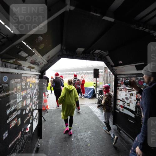 07.12.2025 - St. Pauli X-Mass-Run No. 15 Michael Strokosch http://msf.ph/oto/9361440 07.12.2025 11:12:39 Laufen 00, 7 meine-sportfotos.de