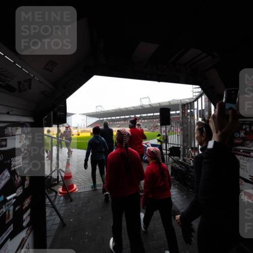 07.12.2025 - St. Pauli X-Mass-Run No. 15 Michael Strokosch http://msf.ph/oto/9361447 07.12.2025 11:12:42 Laufen 910 meine-sportfotos.de