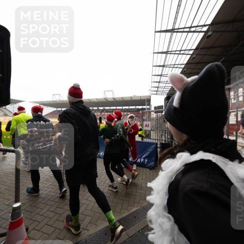 07.12.2025 - St. Pauli X-Mass-Run No. 15 Michael Strokosch http://msf.ph/oto/9361503 07.12.2025 11:13:21 Laufen 1 meine-sportfotos.de