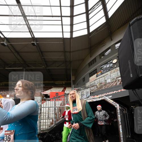07.12.2025 - St. Pauli X-Mass-Run No. 15 Michael Strokosch http://msf.ph/oto/9361525 07.12.2025 11:14:37 Laufen 36, 10 meine-sportfotos.de