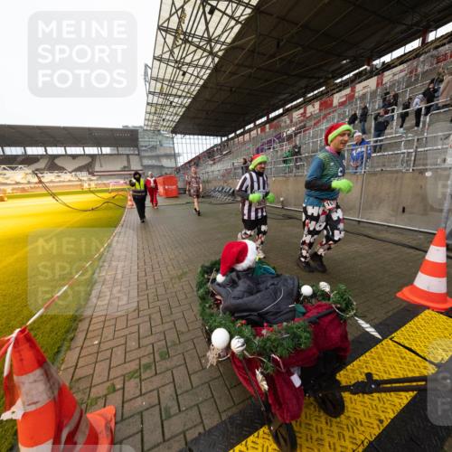 07.12.2025 - St. Pauli X-Mass-Run No. 15 Michael Strokosch http://msf.ph/oto/9361601 07.12.2025 11:19:24 Laufen 167, 2 meine-sportfotos.de