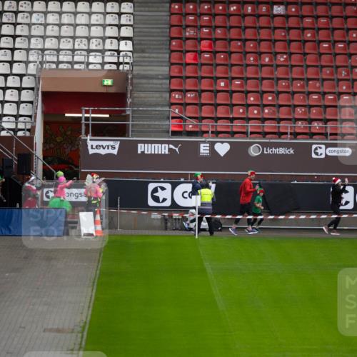 07.12.2025 - St. Pauli X-Mass-Run No. 15 Michael Strokosch http://msf.ph/oto/9361671 07.12.2025 11:34:47 Laufen 630, 6 meine-sportfotos.de